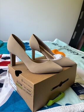 Call it Spring // Women's High Heels // Classic Nude // New in Box // Size 6.5